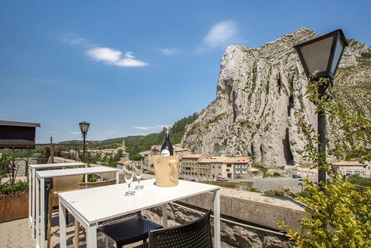 Hotel De La Citadelle Sisteron Exterior photo