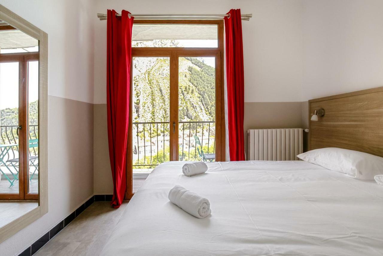 Hotel De La Citadelle Sisteron Exterior photo